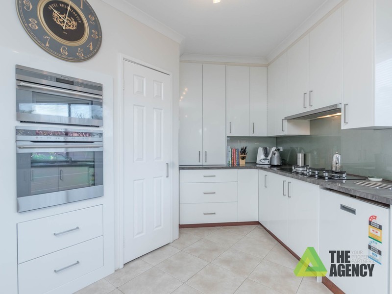 10 Second Avenue, Woodbridge WA 6056