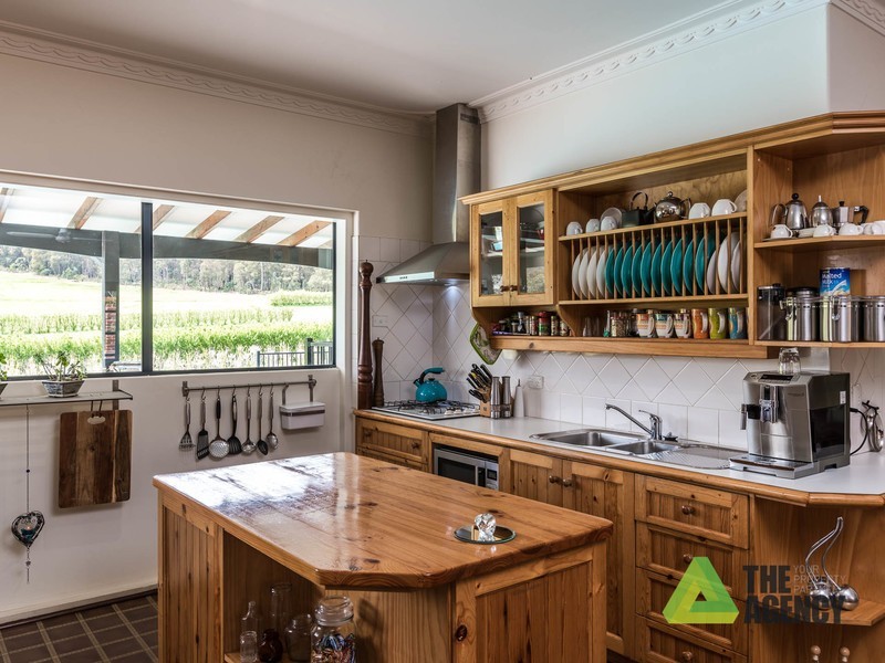 291 Walnut Road, Bickley WA 6076