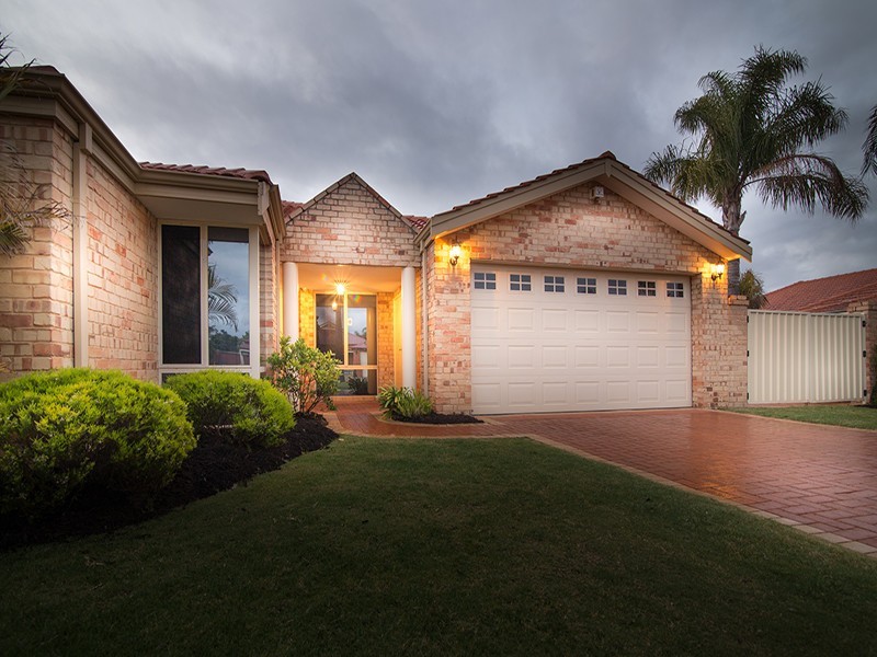 24 Burtonia Place, Canning Vale WA 6155