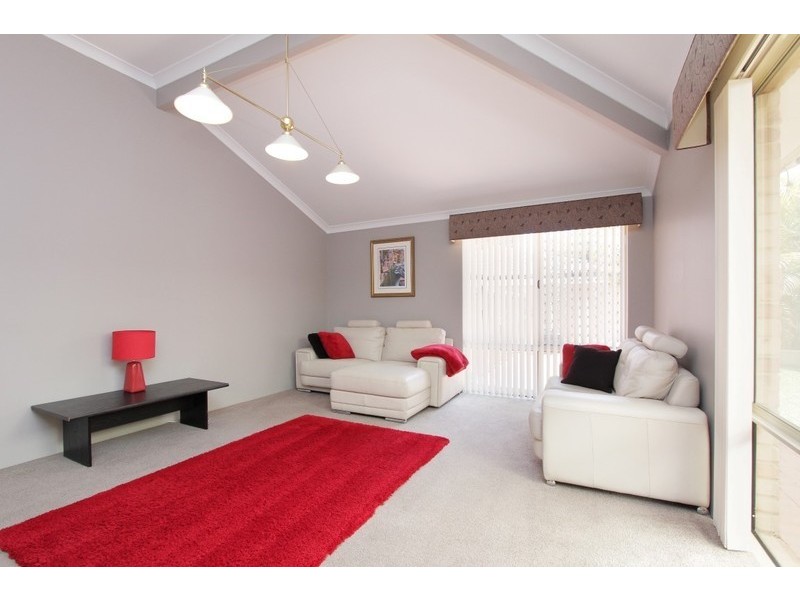 24 Burtonia Place, Canning Vale WA 6155