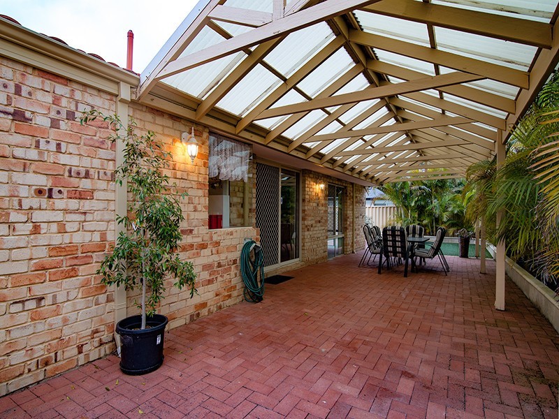 24 Burtonia Place, Canning Vale WA 6155