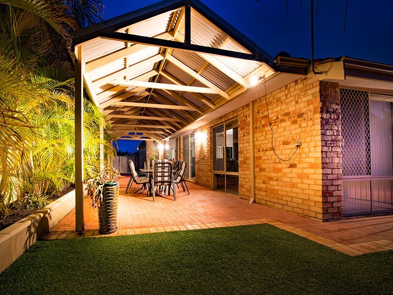 24 Burtonia Place, Canning Vale WA 6155