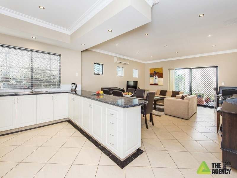 17 Sutherland Street, Westminster WA 6061