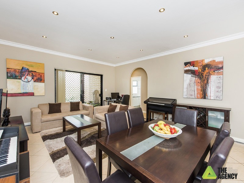 17 Sutherland Street, Westminster WA 6061