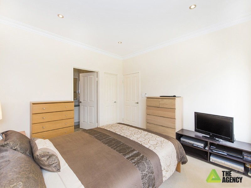 17 Sutherland Street, Westminster WA 6061