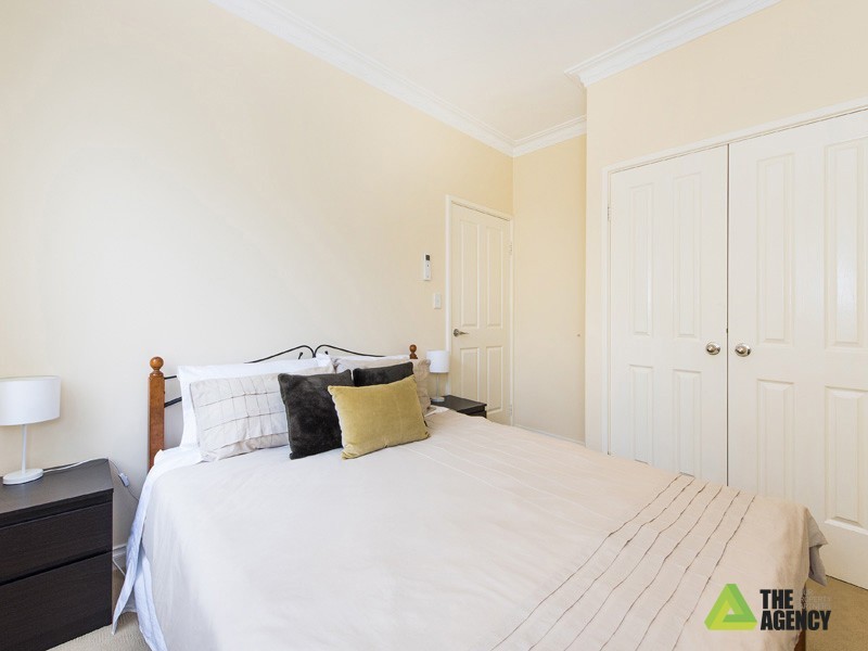 17 Sutherland Street, Westminster WA 6061