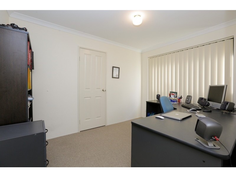 13 Cadoux Promenade, Canning Vale WA 6155