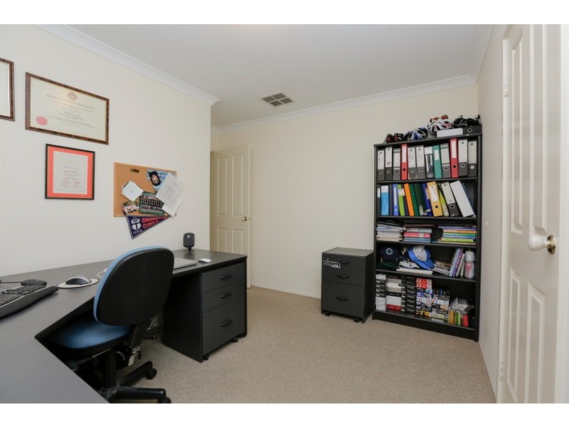 13 Cadoux Promenade, Canning Vale WA 6155