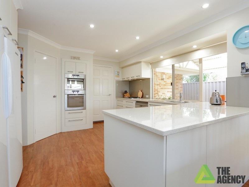 17 Solanum Gardens, Canning Vale WA 6155