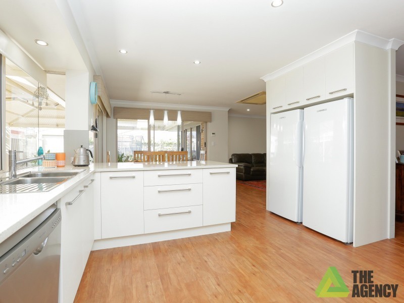 17 Solanum Gardens, Canning Vale WA 6155