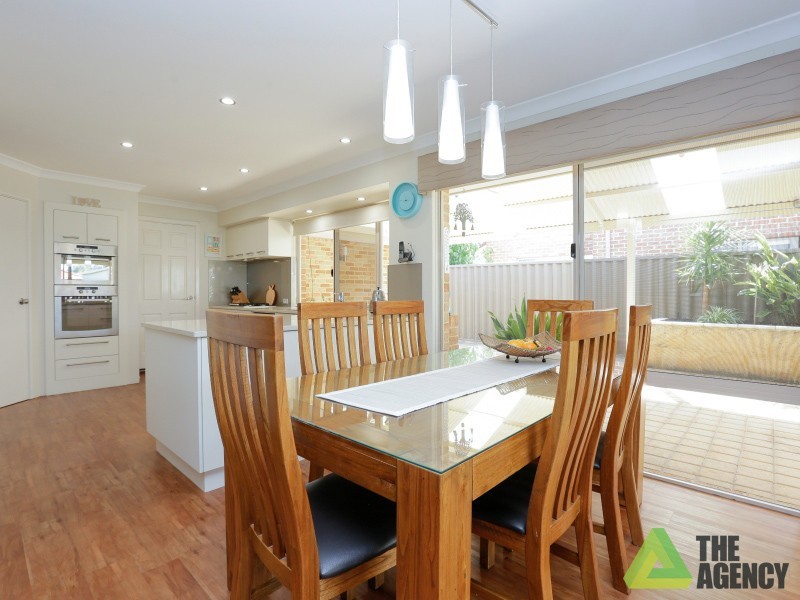 17 Solanum Gardens, Canning Vale WA 6155