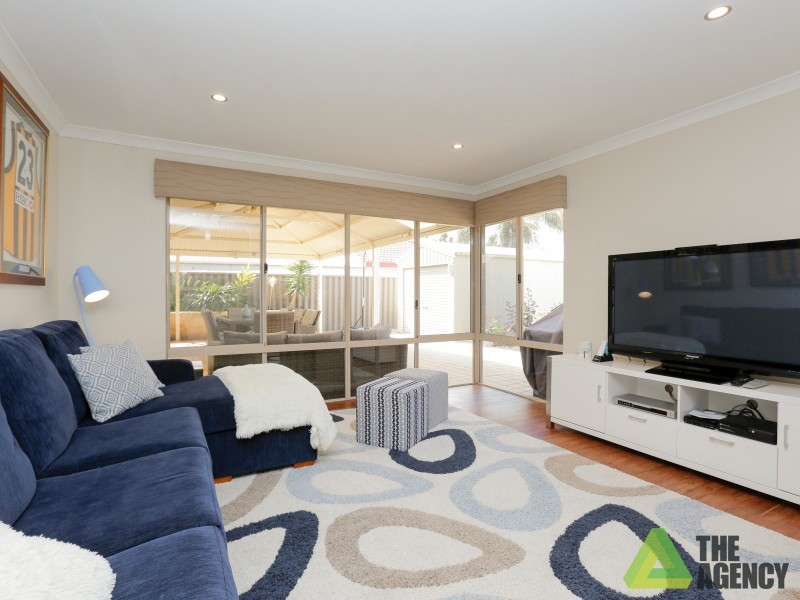 17 Solanum Gardens, Canning Vale WA 6155