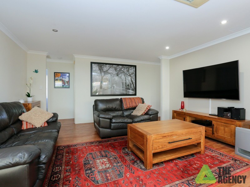 17 Solanum Gardens, Canning Vale WA 6155