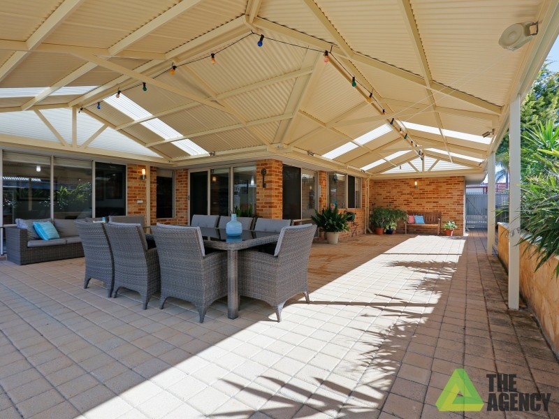 17 Solanum Gardens, Canning Vale WA 6155