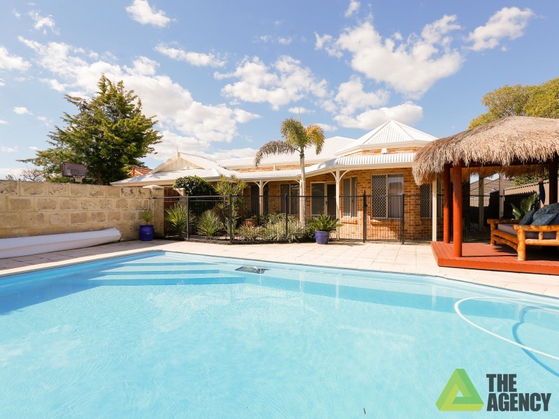 17 Solanum Gardens, Canning Vale WA 6155