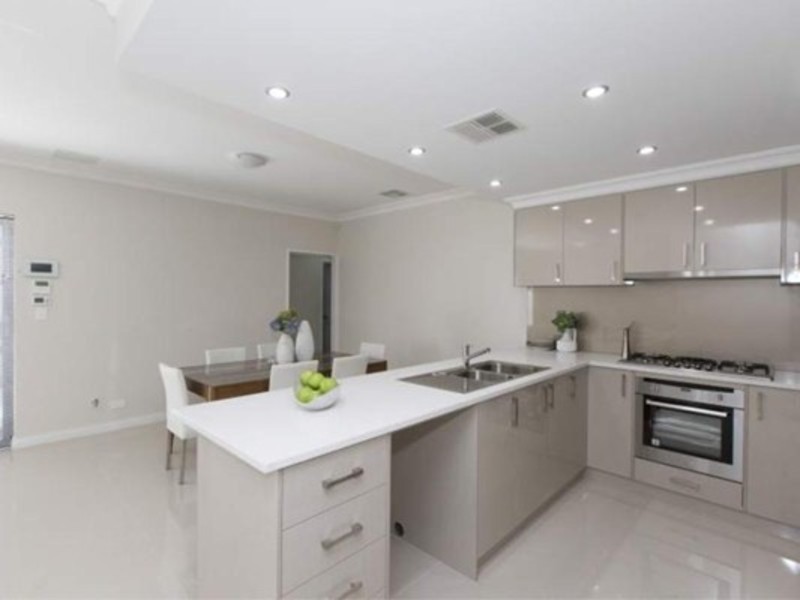 27 C Lindfield Street, Westminster WA 6061