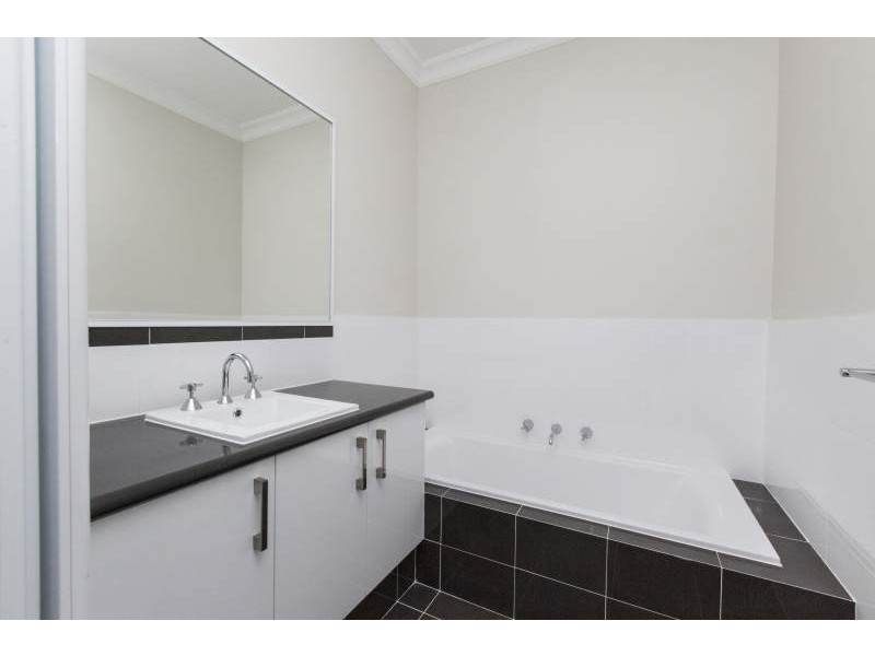 27 C Lindfield Street, Westminster WA 6061