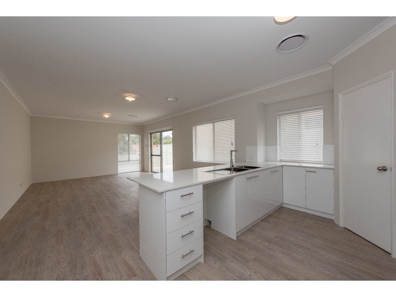 71 Revitalize Circuit, Craigie WA 6025