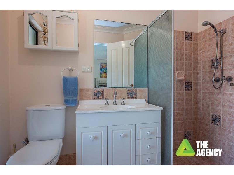 27 Lushington Drive, Padbury WA 6025