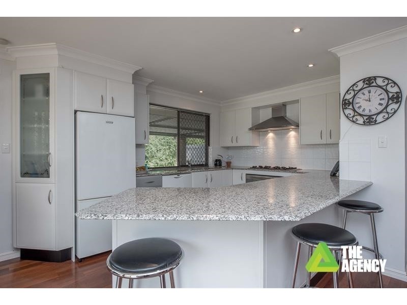 27 Lushington Drive, Padbury WA 6025