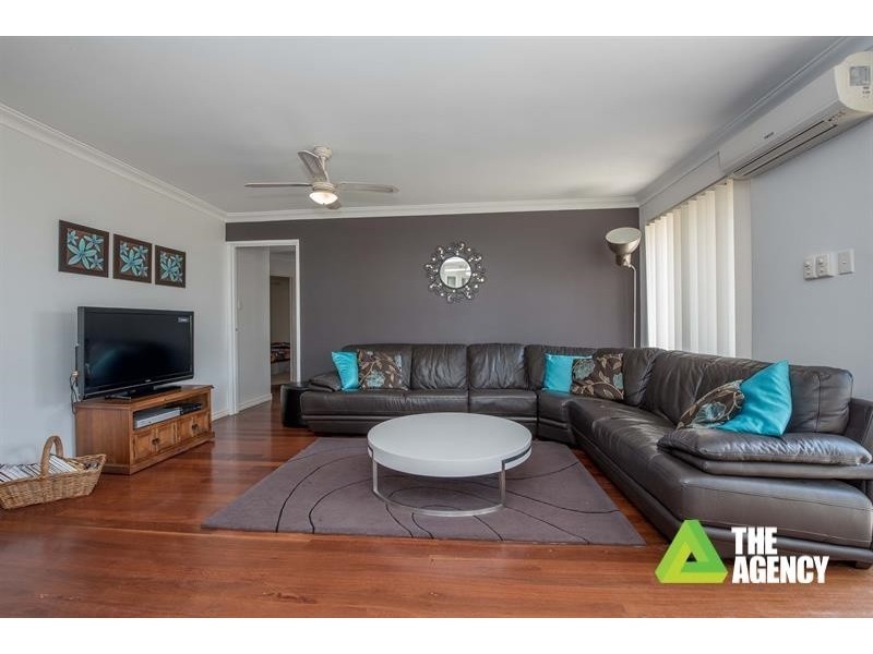 27 Lushington Drive, Padbury WA 6025