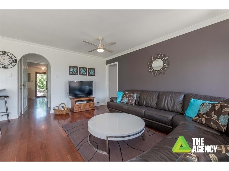 27 Lushington Drive, Padbury WA 6025