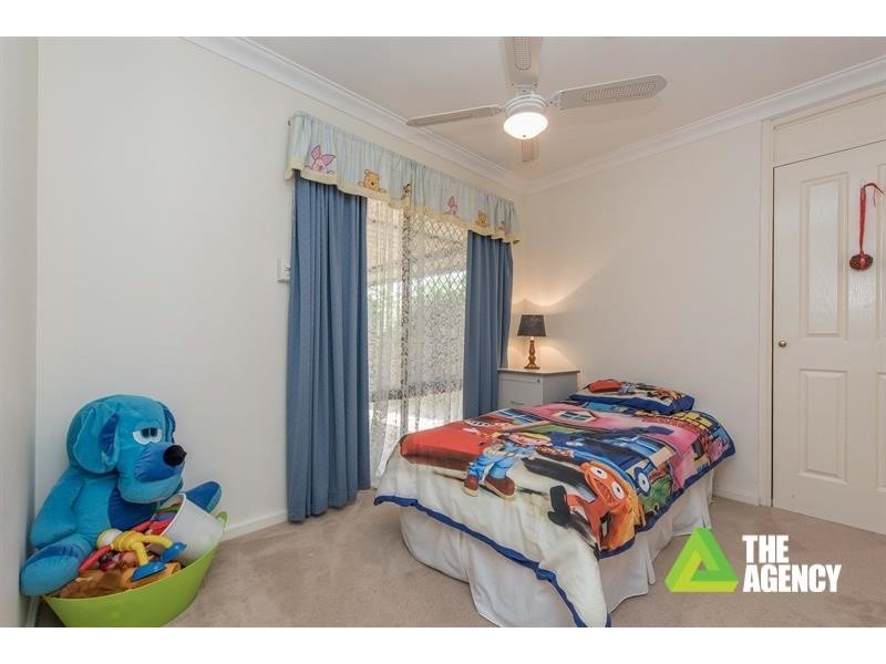 27 Lushington Drive, Padbury WA 6025