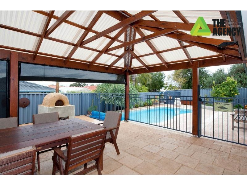 3 Nevoria Place, Padbury WA 6025