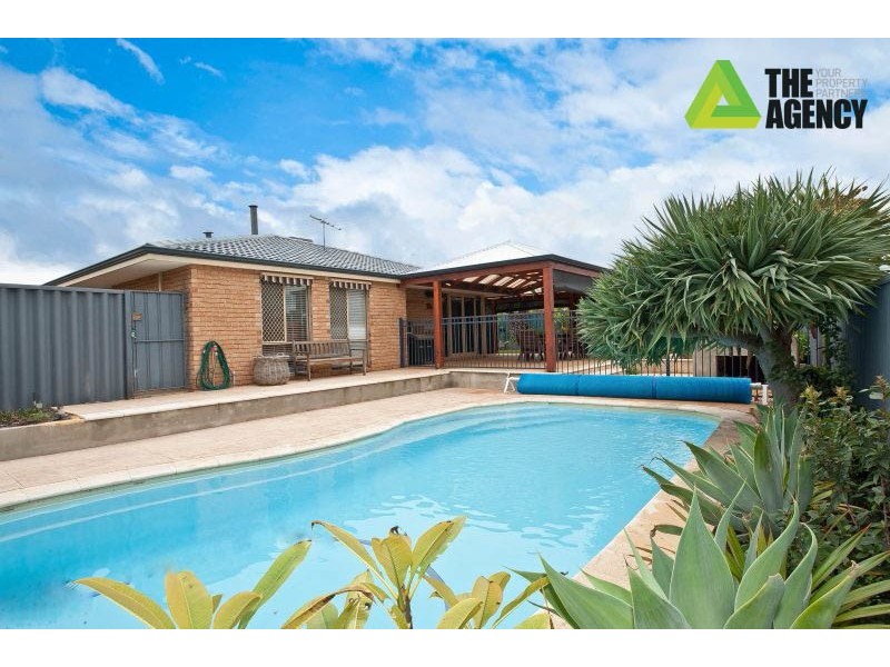 3 Nevoria Place, Padbury WA 6025