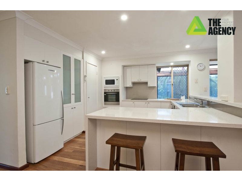 3 Nevoria Place, Padbury WA 6025