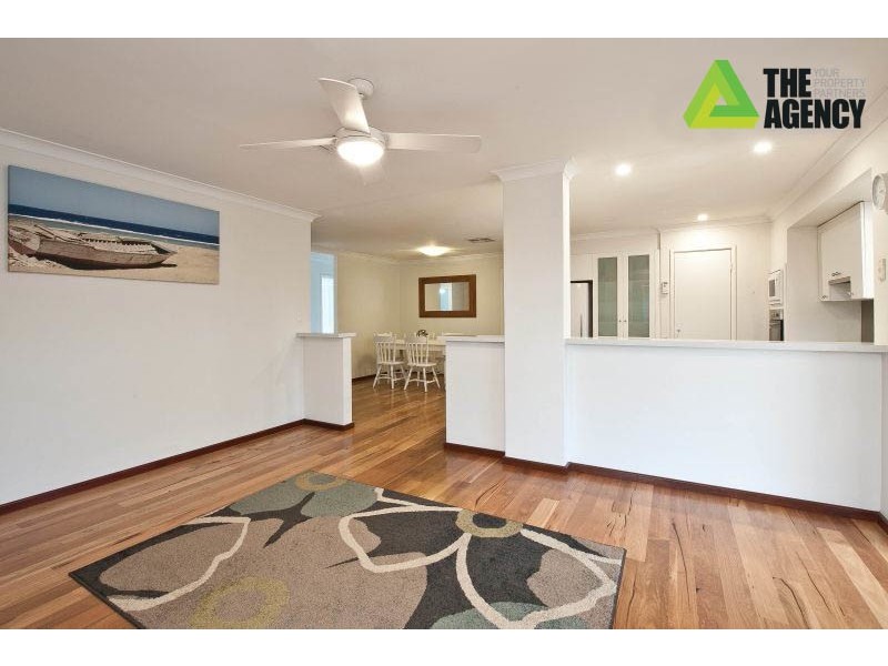 3 Nevoria Place, Padbury WA 6025