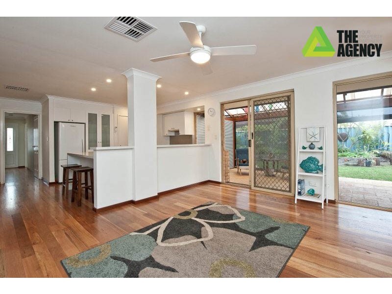 3 Nevoria Place, Padbury WA 6025