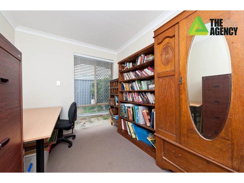 3 Nevoria Place, Padbury WA 6025