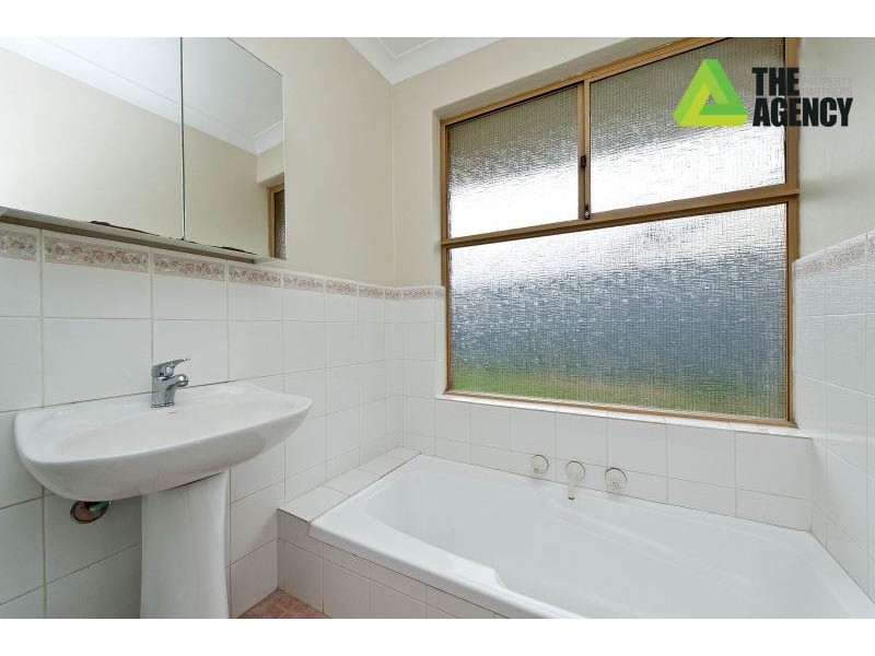 3 Nevoria Place, Padbury WA 6025