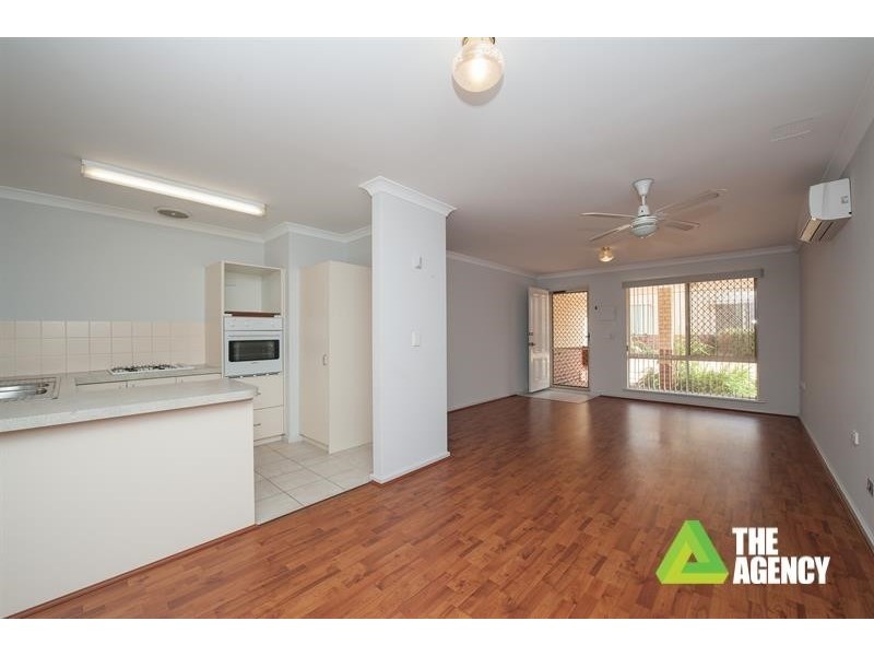 9/20 Blackwattle Parade, Padbury WA 6025