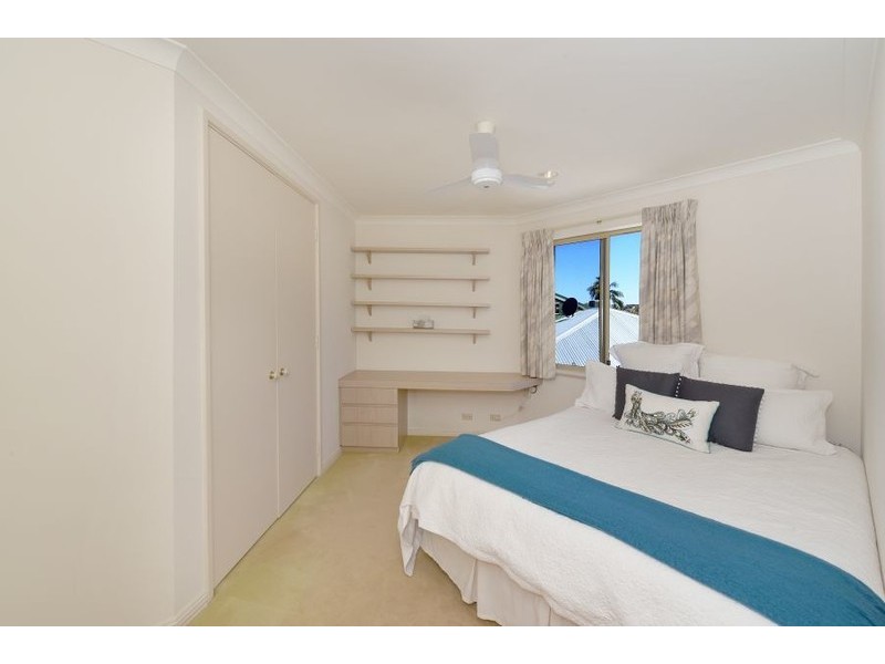 15 Lake Carine Gardens, Carine WA 6020