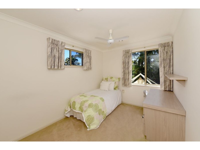 15 Lake Carine Gardens, Carine WA 6020