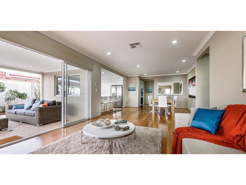 40 Watts Road, Shoalwater WA 6169