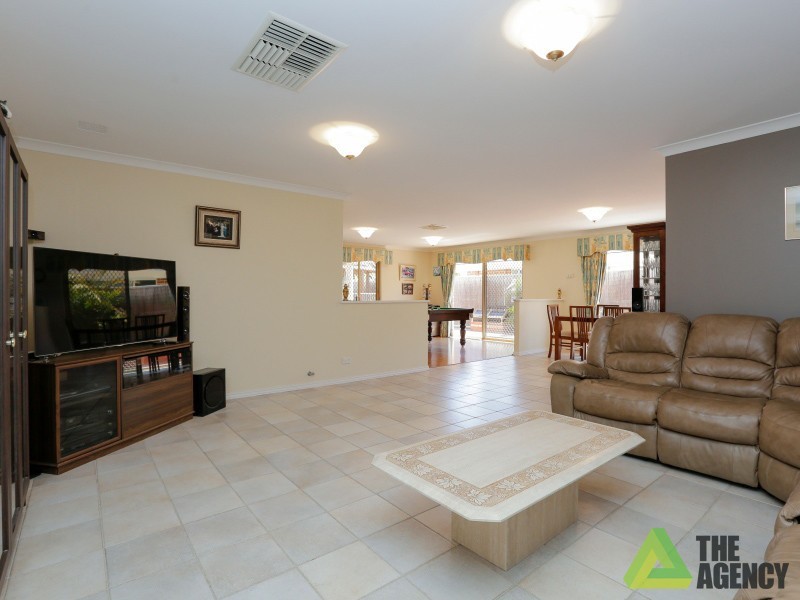 89 Sandringham Promenade, Canning Vale WA 6155