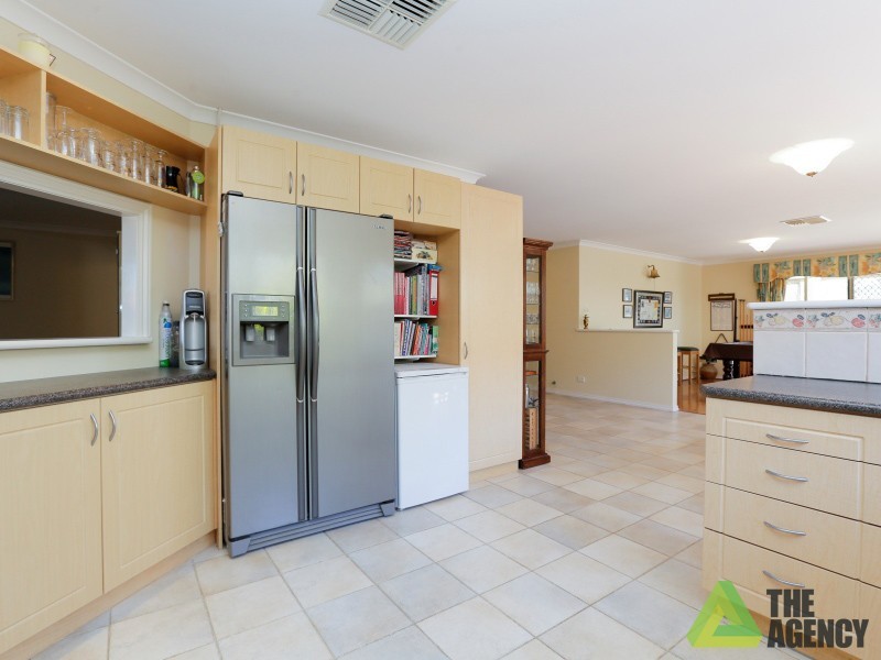 89 Sandringham Promenade, Canning Vale WA 6155