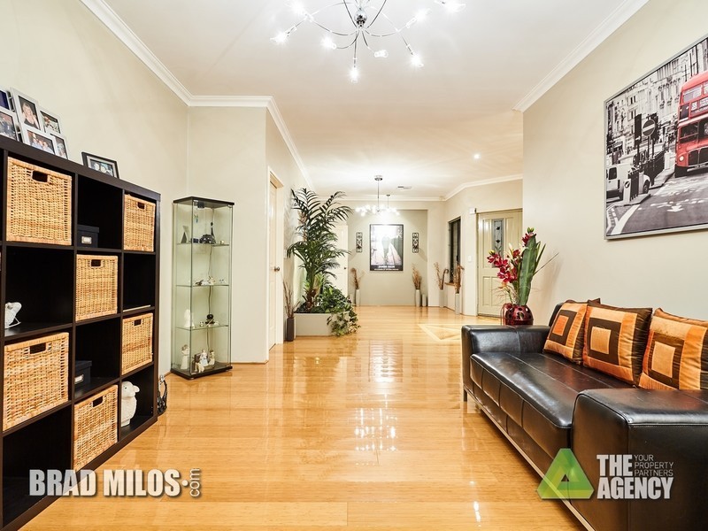 15 Fawcett Crescent, Canning Vale WA 6155