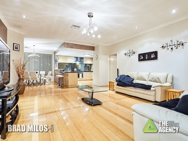 15 Fawcett Crescent, Canning Vale WA 6155