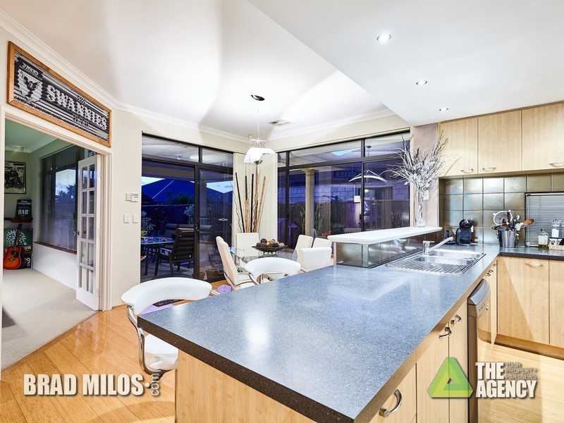 15 Fawcett Crescent, Canning Vale WA 6155