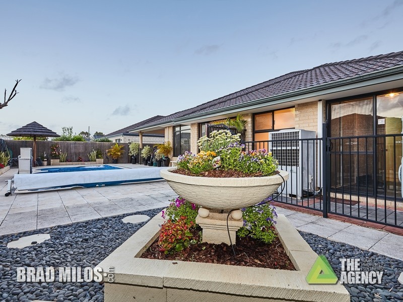 15 Fawcett Crescent, Canning Vale WA 6155
