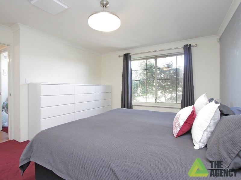 5 Charlecote Way, Canning Vale WA 6155