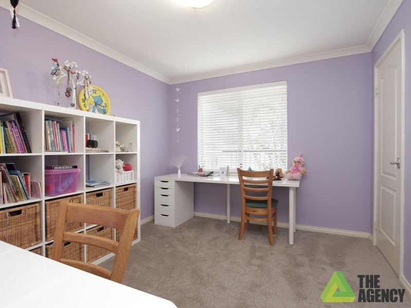 5 Charlecote Way, Canning Vale WA 6155
