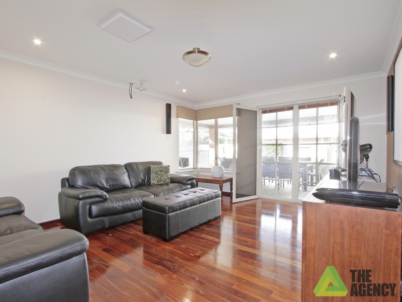 5 Charlecote Way, Canning Vale WA 6155