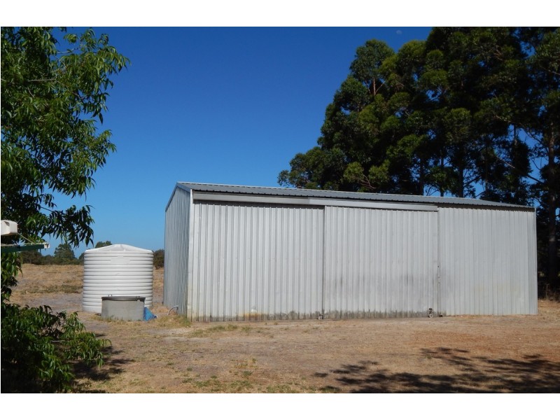 74 Cumming Road, Oakford WA 6121