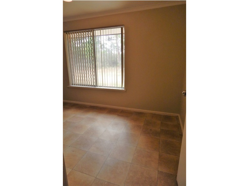 74 Cumming Road, Oakford WA 6121