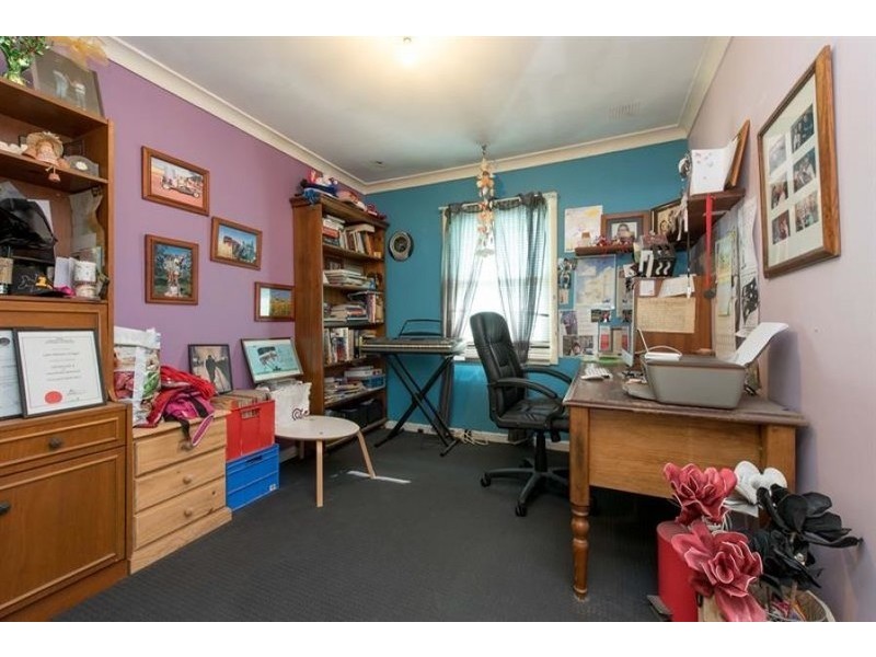 8 Wardlow Way, Balga WA 6061